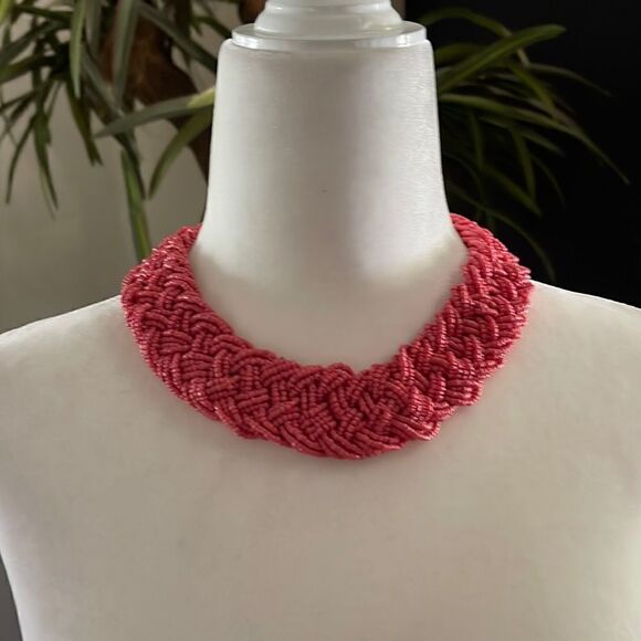 Vintage Pink 14” Braided Seed Bead Necklace with 2” extender. - Picture 1 of 4